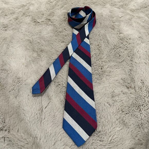 Valentino "Pietro" 100% Italian Silk Tie - Made in‎ USA Striped Pattern Designer - Picture 1 of 7